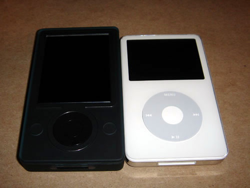 Zune junto a un iPod