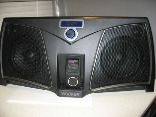 Altavoces Kicker ZK500 para Zune 